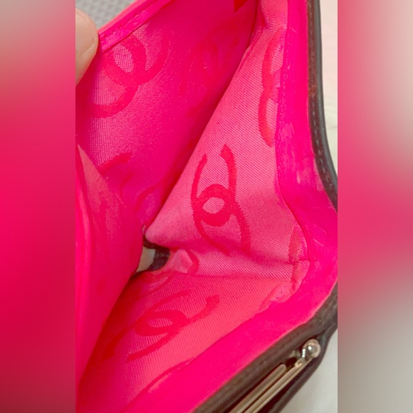 CHANEL Wallet Quilted Leather Purse Cambon CC Compact Black - Picture 7 of 14